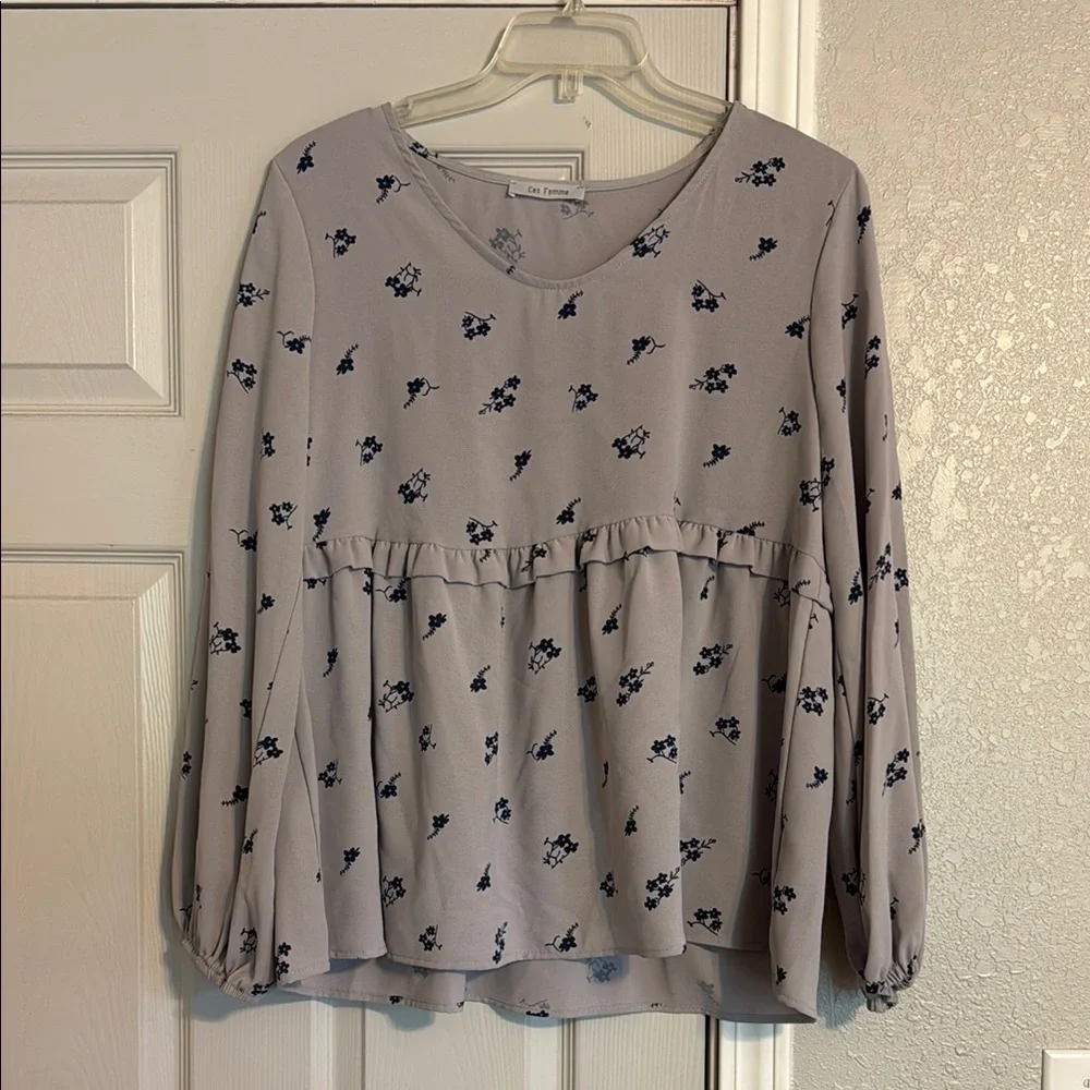 Women’s Blouse NWT - Picture 1 of 5